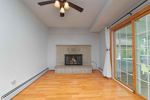 Tiny photo for 425 Leeson Avenue, Cadillac, MI 49601 (MLS # 1947574)