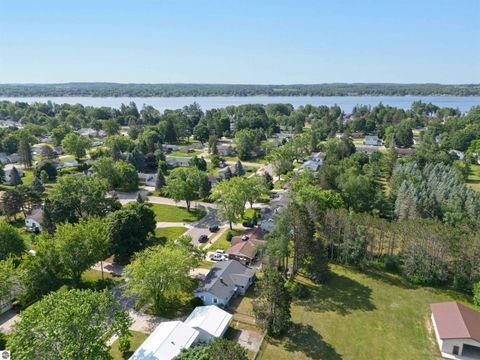 Tiny photo for 425 Leeson Avenue, Cadillac, MI 49601 (MLS # 1947574)