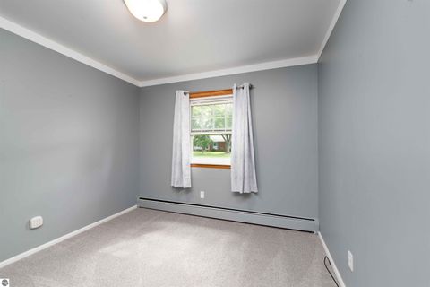 Tiny photo for 425 Leeson Avenue, Cadillac, MI 49601 (MLS # 1947574)