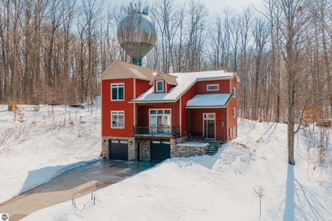 Tiny photo for 642 Napolean Way, Traverse City, MI 49696 (MLS # 1943169)