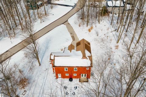 Tiny photo for 642 Napolean Way, Traverse City, MI 49696 (MLS # 1943169)