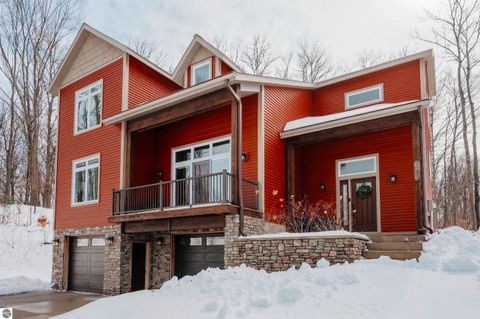 Tiny photo for 642 Napolean Way, Traverse City, MI 49696 (MLS # 1943169)