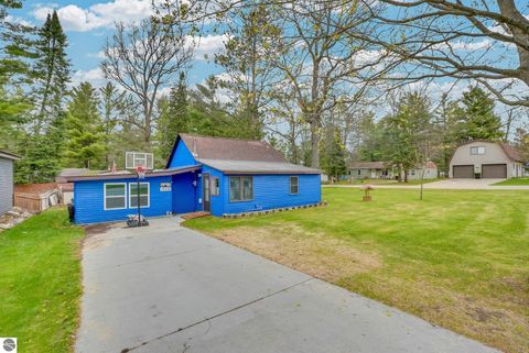 Photo of 10215 E Madison Road, St Helen, MI 48656 (MLS # 1943968)