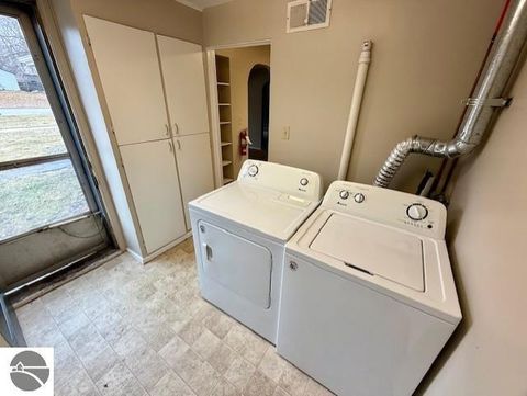 Tiny photo for 711 Mechanic Street, Alma, MI 48801 (MLS # 1942662)