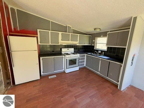 Tiny photo for 20956 Fewins Road, Interlochen, MI 49643 (MLS # 1946271)