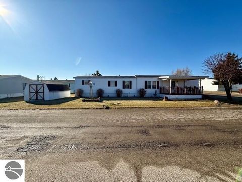 Tiny photo for 7382 Clans Street, Alma, MI 48801 (MLS # 1942669)