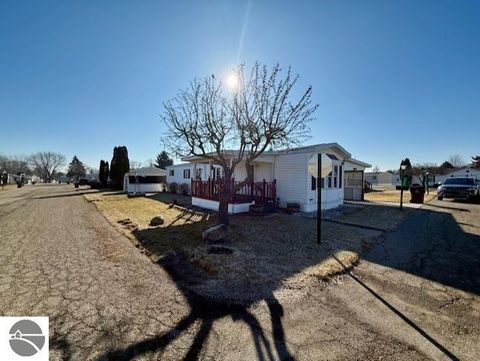 Tiny photo for 7382 Clans Street, Alma, MI 48801 (MLS # 1942669)