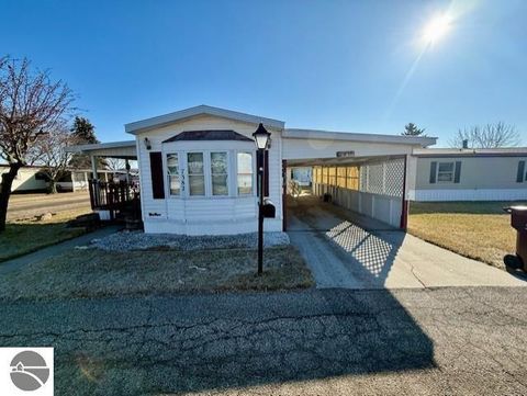 Tiny photo for 7382 Clans Street, Alma, MI 48801 (MLS # 1942669)