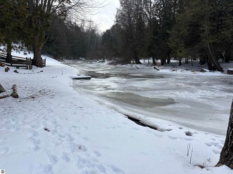 Tiny photo for 4921 Carpenter Road, Tawas City, MI 48763 (MLS # 1942387)