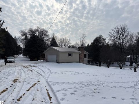 Tiny photo for 4921 Carpenter Road, Tawas City, MI 48763 (MLS # 1942387)