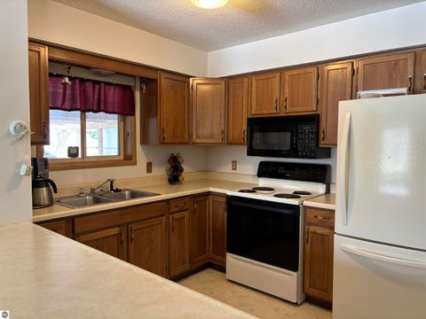 Tiny photo for 4921 Carpenter Road, Tawas City, MI 48763 (MLS # 1942387)