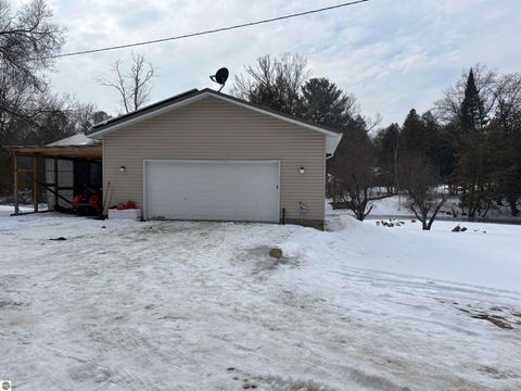 Tiny photo for 4921 Carpenter Road, Tawas City, MI 48763 (MLS # 1942387)