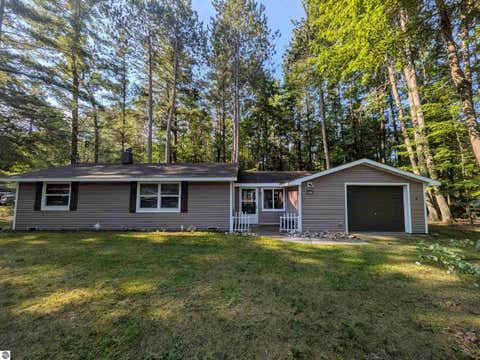 Photo for 4019 E Higgins Lake Drive