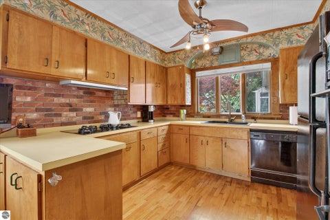 Tiny photo for 418 N Mercantile Street, Carson City, MI 48811 (MLS # 1948961)