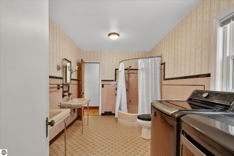 Tiny photo for 418 N Mercantile Street, Carson City, MI 48811 (MLS # 1948961)