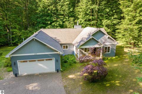 Photo of 8490 Reynolds Road, Traverse City, MI 49684 (MLS # 1947305)