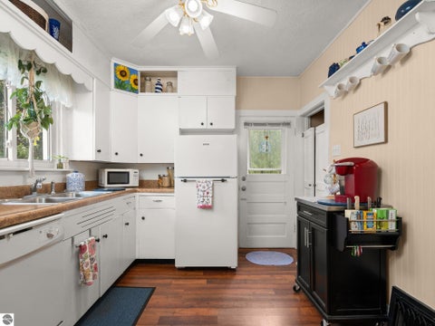 Tiny photo for 123 Powers Street, Cadillac, MI 49601 (MLS # 1950284)