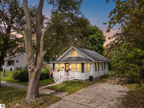 Tiny photo for 123 Powers Street, Cadillac, MI 49601 (MLS # 1950284)