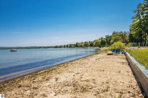 Tiny photo for 340 S East Bay Boulevard, Traverse City, MI 49686 (MLS # 1945753)