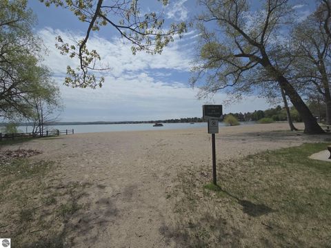 Tiny photo for 340 S East Bay Boulevard, Traverse City, MI 49686 (MLS # 1945753)