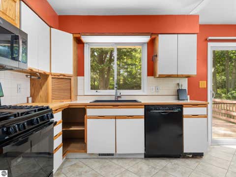 Tiny photo for 10970 E M-55, Cadillac, MI 49601 (MLS # 1949424)
