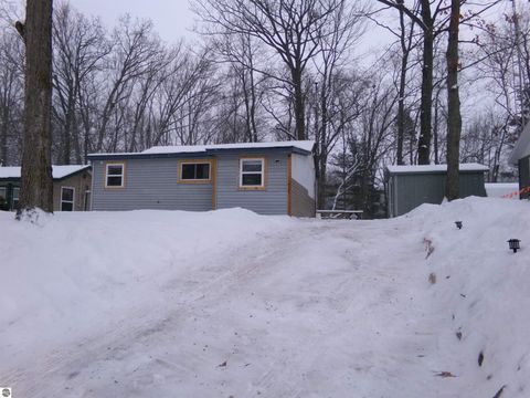 Tiny photo for 992 Lake Street, Harrison, MI 48625 (MLS # 1941767)