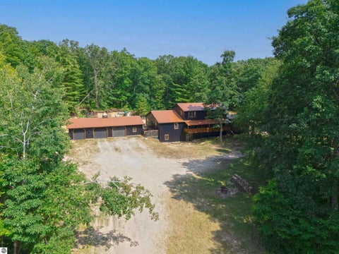 Photo of 9078 N Ferris Avenue, Bitely, MI 49309 (MLS # 1948521)