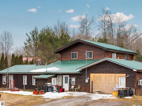 Tiny photo for 6757 19 Mile Road, Marion, MI 49665 (MLS # 1942774)