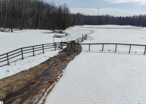 Tiny photo for 6757 19 Mile Road, Marion, MI 49665 (MLS # 1942774)