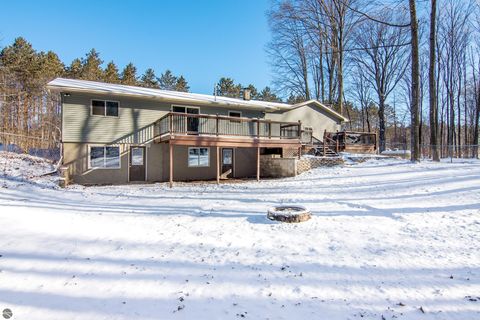 Tiny photo for 4574 Walton Road, Kingsley, MI 49649 (MLS # 1942963)