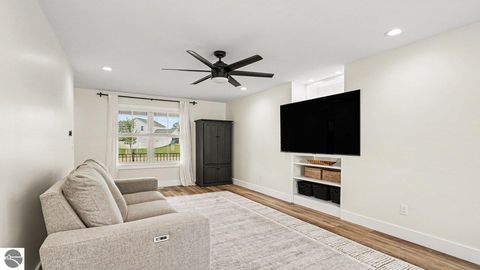 Tiny photo for 5113 Bridle Lane, Mt Pleasant, MI 48858 (MLS # 1948147)