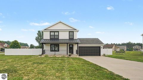 Photo of 5113 Bridle Lane, Mt Pleasant, MI 48858 (MLS # 1948147)