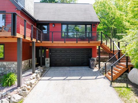 Tiny photo for 2104 Apple Hill Road, Traverse City, MI 49686 (MLS # 1946218)
