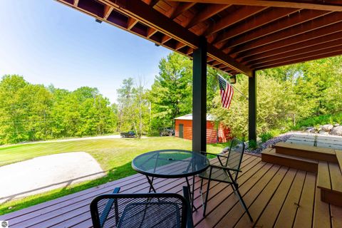 Tiny photo for 2104 Apple Hill Road, Traverse City, MI 49686 (MLS # 1946218)