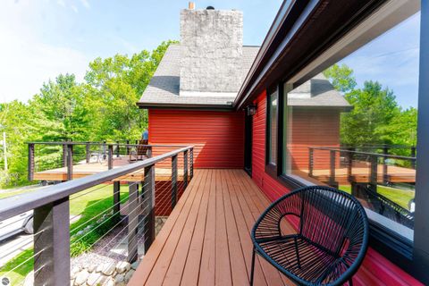Tiny photo for 2104 Apple Hill Road, Traverse City, MI 49686 (MLS # 1946218)