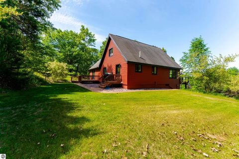 Tiny photo for 2104 Apple Hill Road, Traverse City, MI 49686 (MLS # 1946218)
