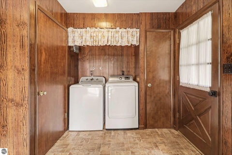 Tiny photo for 557 Broad Avenue, Manistee, MI 49660 (MLS # 1949335)