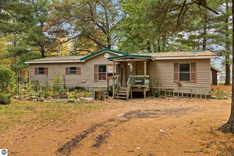 Tiny photo for 504 Cedar Street, Kalkaska, MI 49646 (MLS # 1951808)