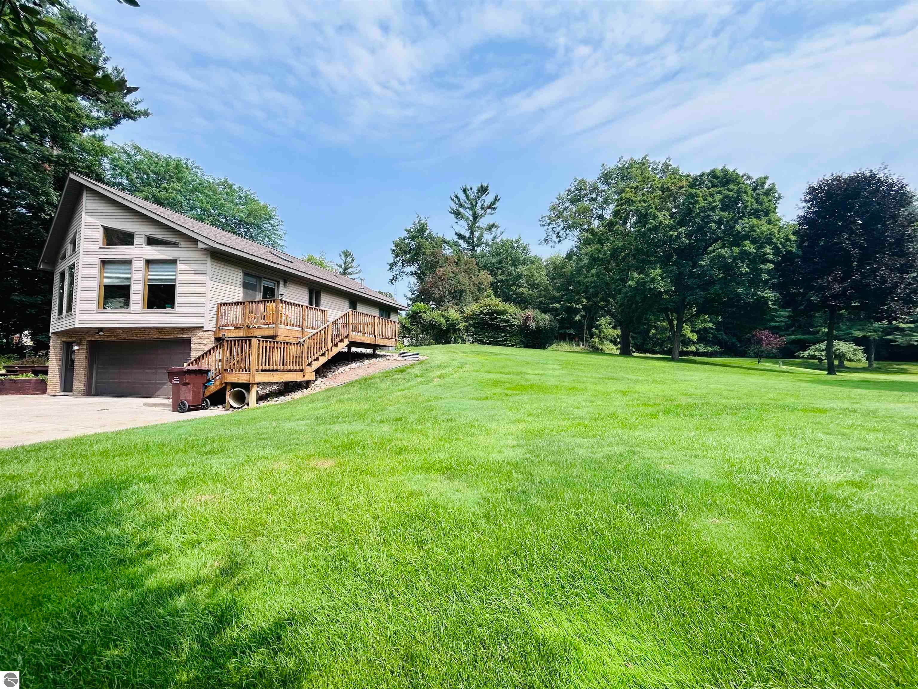 465 Saint Andrews Drive - Photo 3