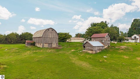 Tiny photo for 9425 W Coleman RD, Lake, MI 48632 (MLS # 1950375)