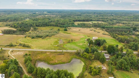 Tiny photo for 9425 W Coleman RD, Lake, MI 48632 (MLS # 1950375)