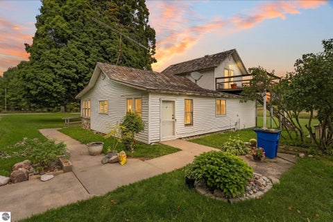 Tiny photo for 9425 W Coleman RD, Lake, MI 48632 (MLS # 1950375)