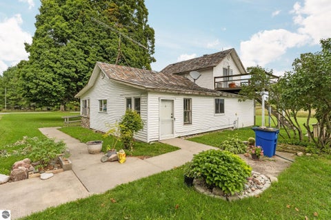 Tiny photo for 9425 W Coleman RD, Lake, MI 48632 (MLS # 1950375)