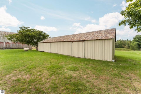 Tiny photo for 9425 W Coleman RD, Lake, MI 48632 (MLS # 1950375)