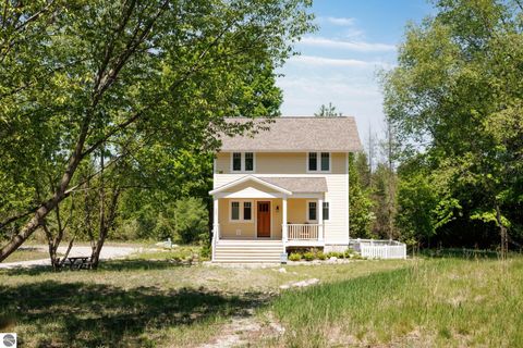 Tiny photo for 220 W Harbor Highway, Maple City, MI 49664 (MLS # 1945861)