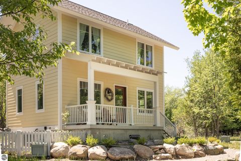 Tiny photo for 220 W Harbor Highway, Maple City, MI 49664 (MLS # 1945861)