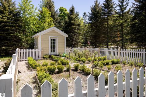 Tiny photo for 220 W Harbor Highway, Maple City, MI 49664 (MLS # 1945861)