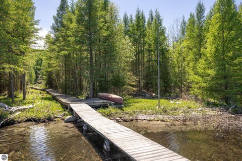 Tiny photo for 220 W Harbor Highway, Maple City, MI 49664 (MLS # 1945861)