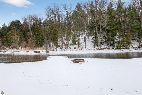 Tiny photo for 740 N Rolland Road, Weidman, MI 48893 (MLS # 1941313)