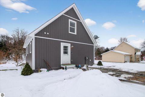Tiny photo for 740 N Rolland Road, Weidman, MI 48893 (MLS # 1941313)